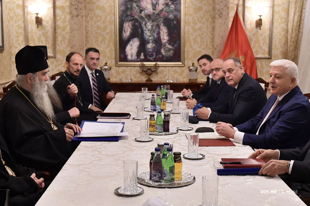 Почиње ПРАВНА битка зa СВЕТИЊЕ: СПЦ и Влада Црне Горе именовали  стручне тимове за дијалог о спорном закону 